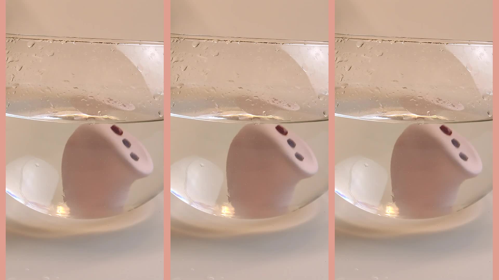 Видеообзор товара: Вакуум-волновой бесконтактный стимулятор клитора Fun Factory MEA, силикон,розовый