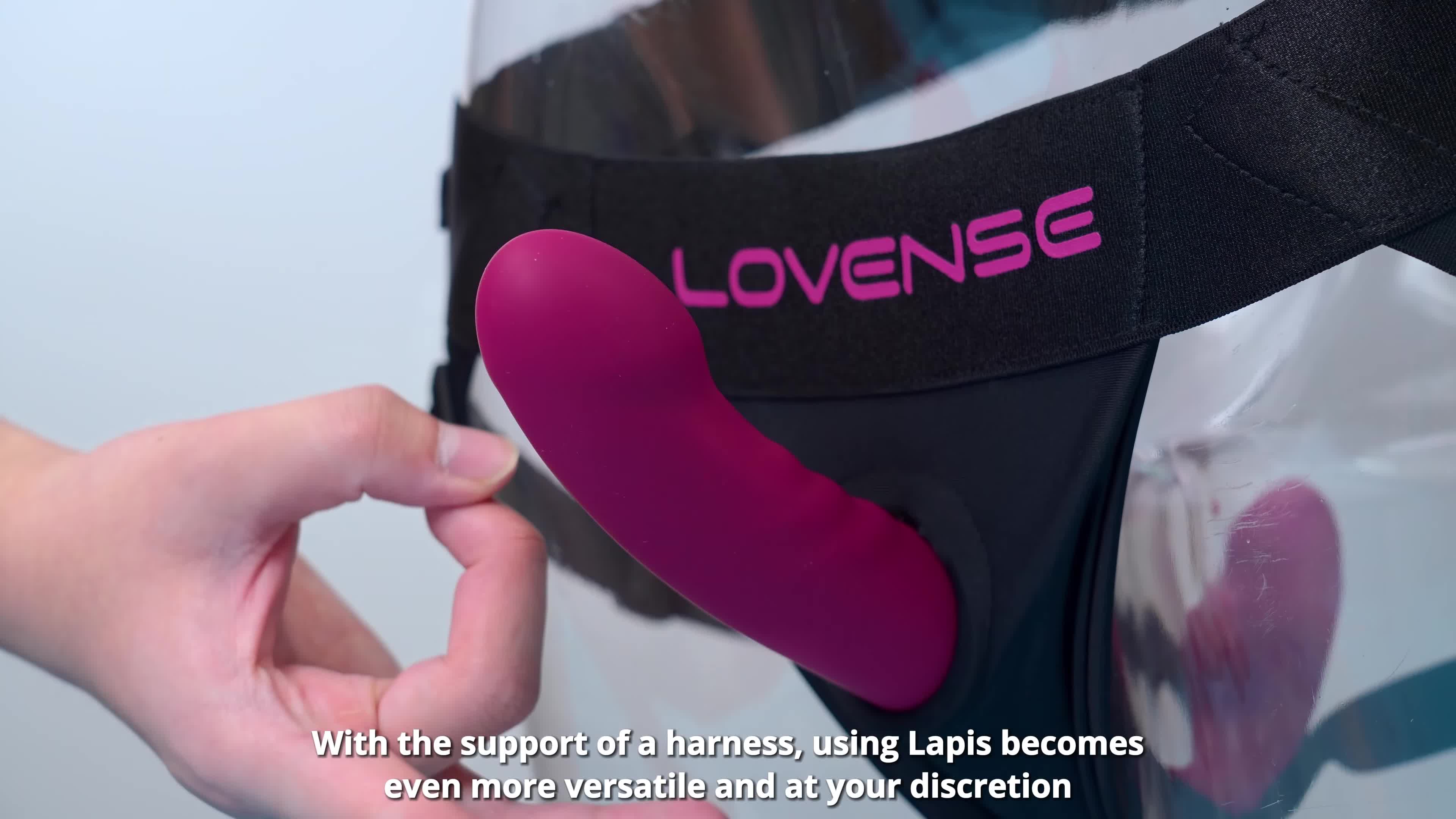 Видеообзор товара: Безремневой страпон «LOVENSE Lapis», цвет красный, LE-36