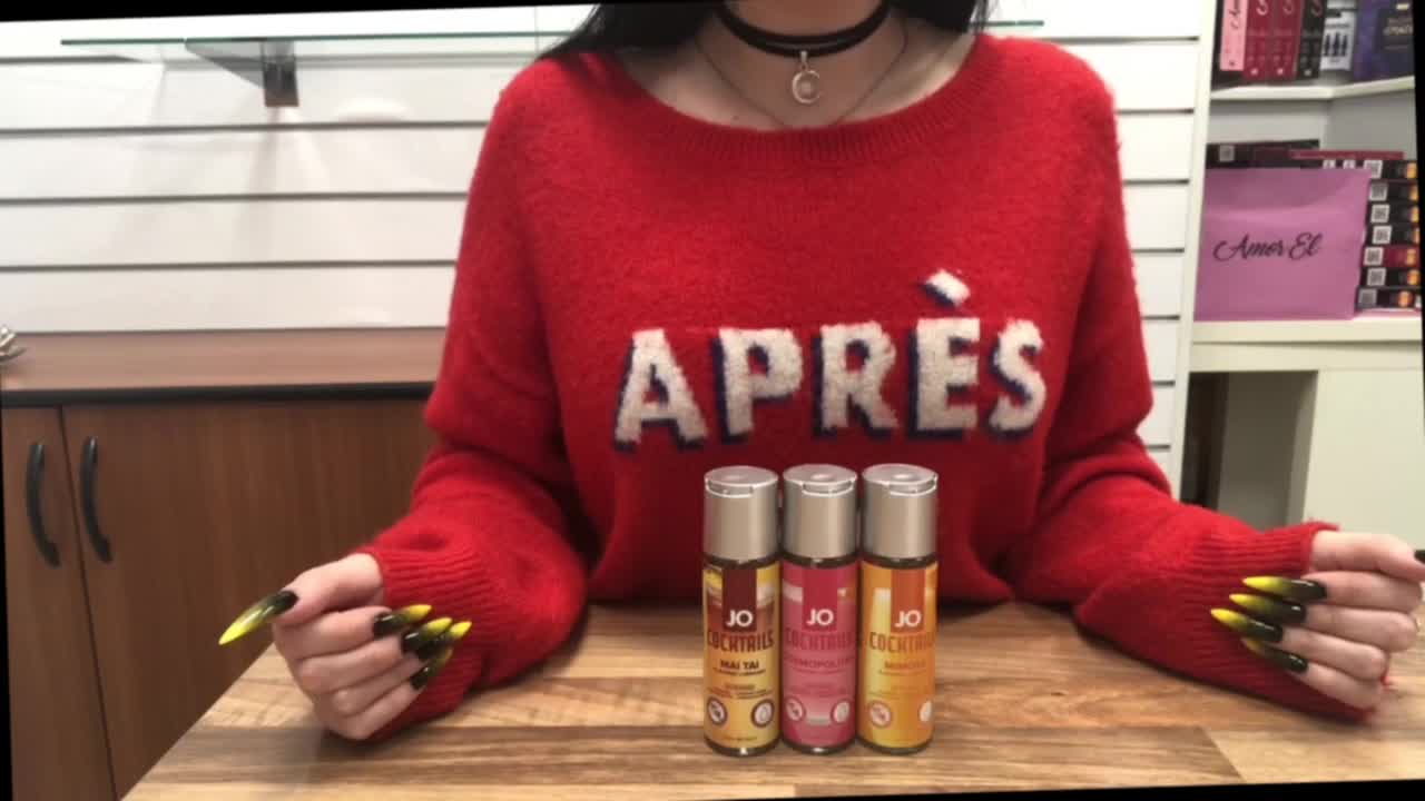 Видеообзор к товару: Лимитированый набор съедобных лубрикантов «Champagne + Red Velvet Cake», 2 х 60 мл, System JO JO33505